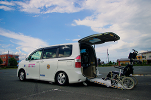 TOYOTA HIACE（ハイエース）